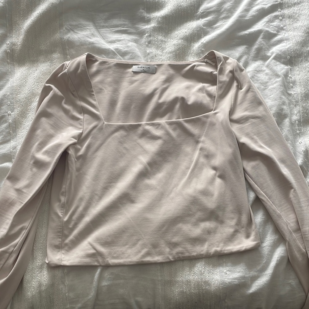 Aritzia long sleeve Babaton